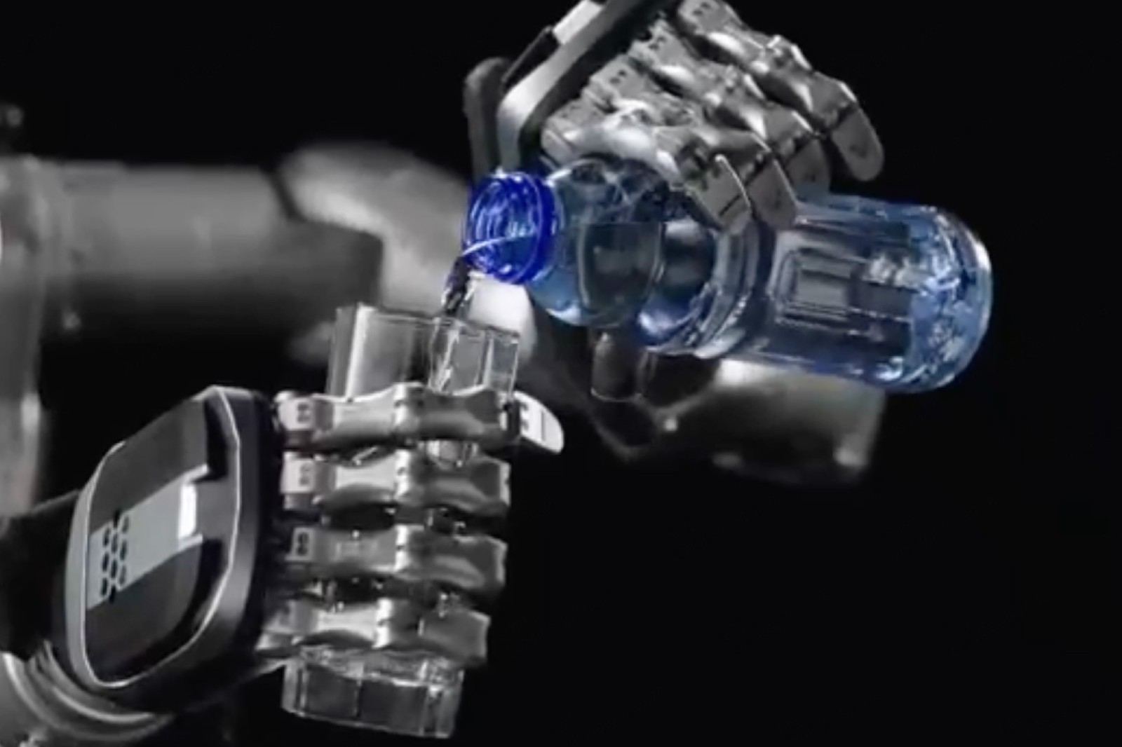 系列解读 | BB贝博艾弗森灵巧手家族亮相：高自由度的创新突破